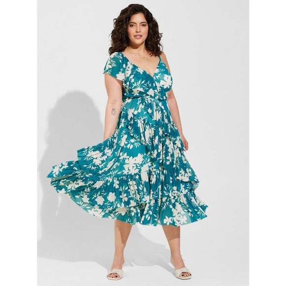 torrid Dresses & Skirts - Torrid Floral Mesh Ruffle Tiered Surplice Midi Dress